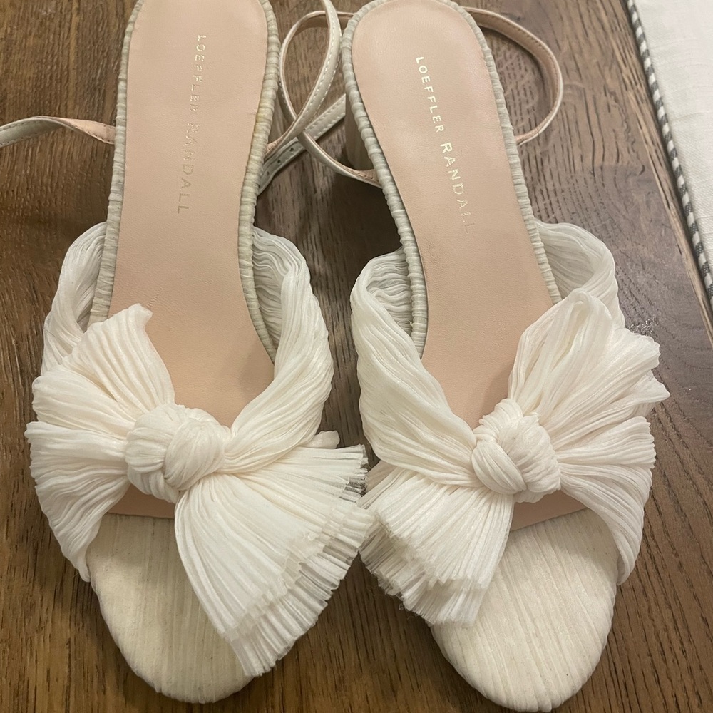 LOEFFLER RANDALL DAHLIA Pearl Pleated Bow Heels